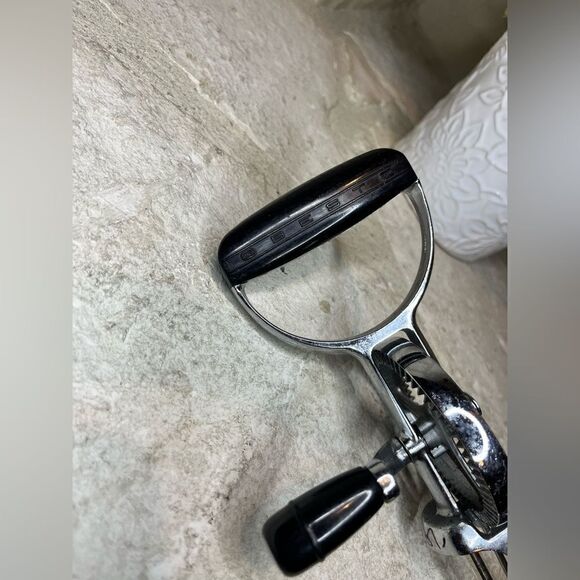 Vintage Stainless Steel ekco Best Hand Held, Manual, Mixer Beater, Made in USA - Picture 2 of 5